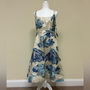 Adrianna Papell “Drop Torso Jacquard Dress” size US 10